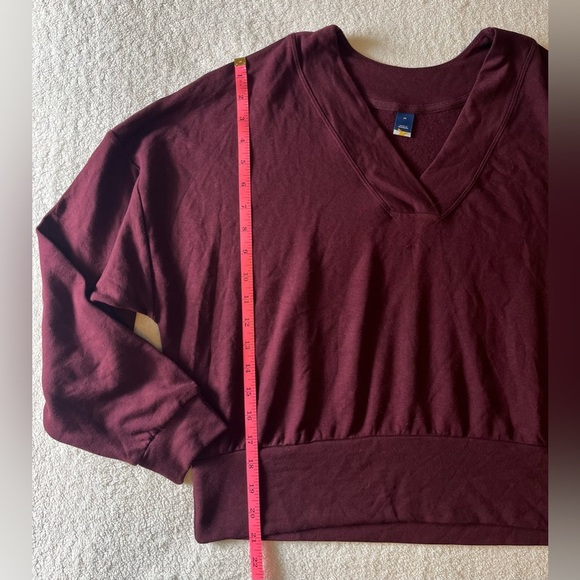 NWT Old Navy V Neck Long Sleeve Comfy Top, Cropped Fit, Maroon. Women’s M - Picture 2 of 5